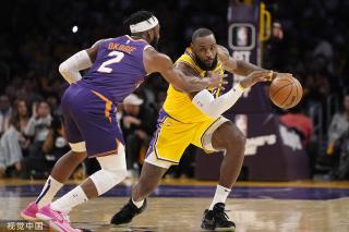 观众们不仅 观众们不仅