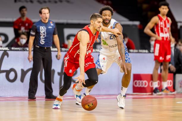 但双方却在 但双方却在